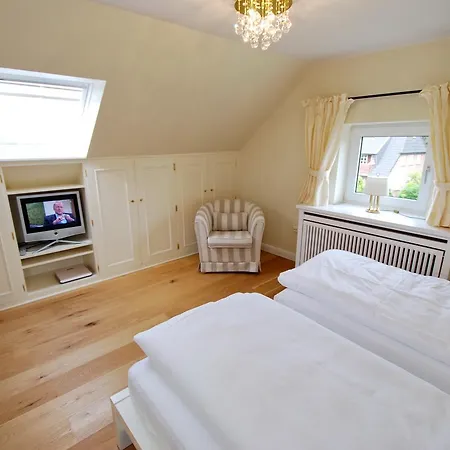 Holiday home Bella